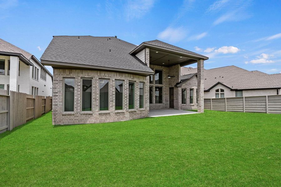 Exterior details and patio area of a home in Pomona, Manvel (Image 27).