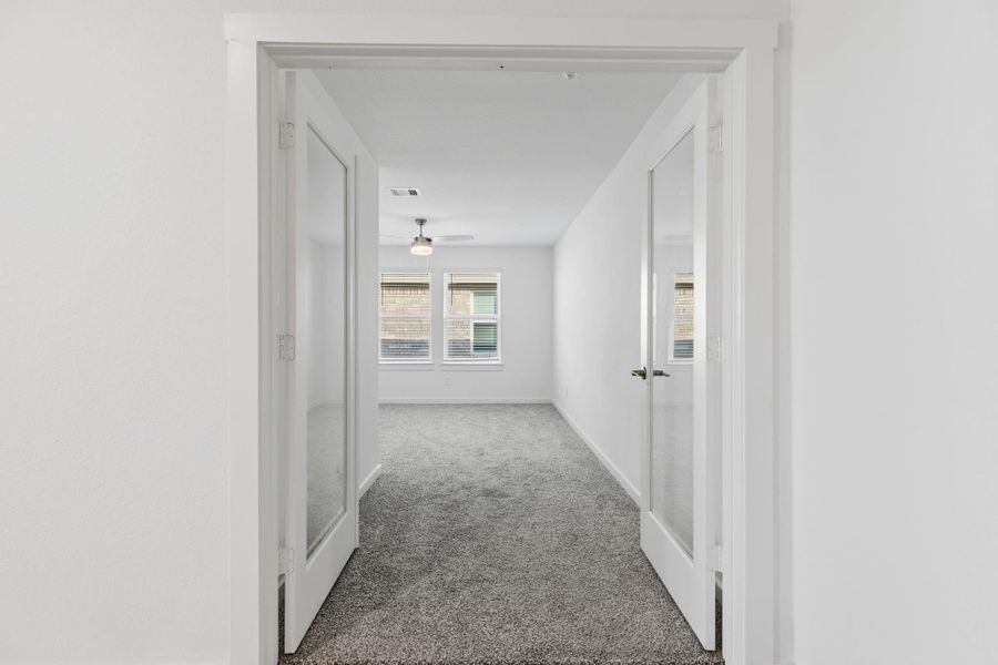 Spacious, unfurnished interior of a new home in , Fulshear (Image 32).