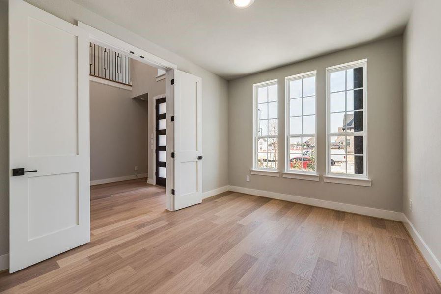 Spacious, unfurnished interior of a new home in Providence Cove, McKinney (Image 28).