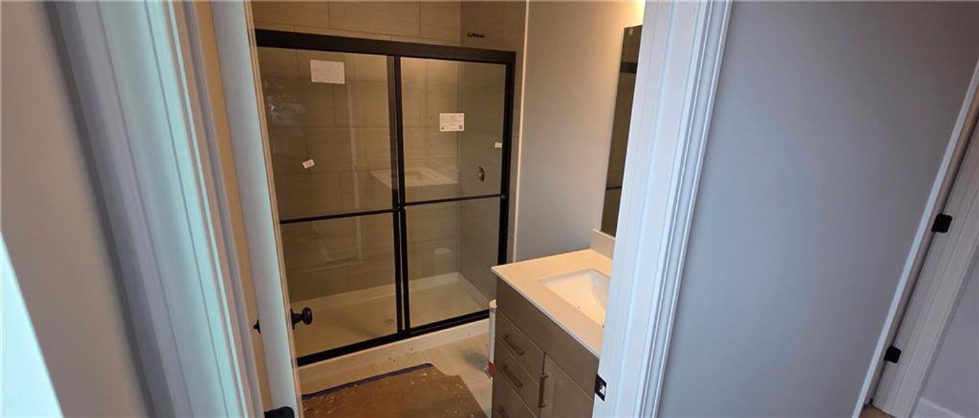 Image 25 of a home in Oakwood.