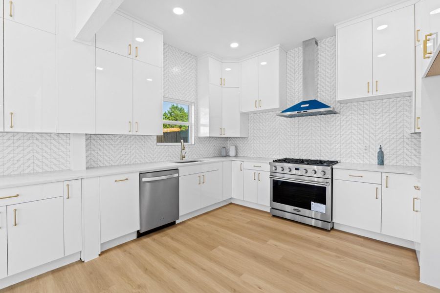 Furnished interior view inside a new home in , Point Venture (Image 11).