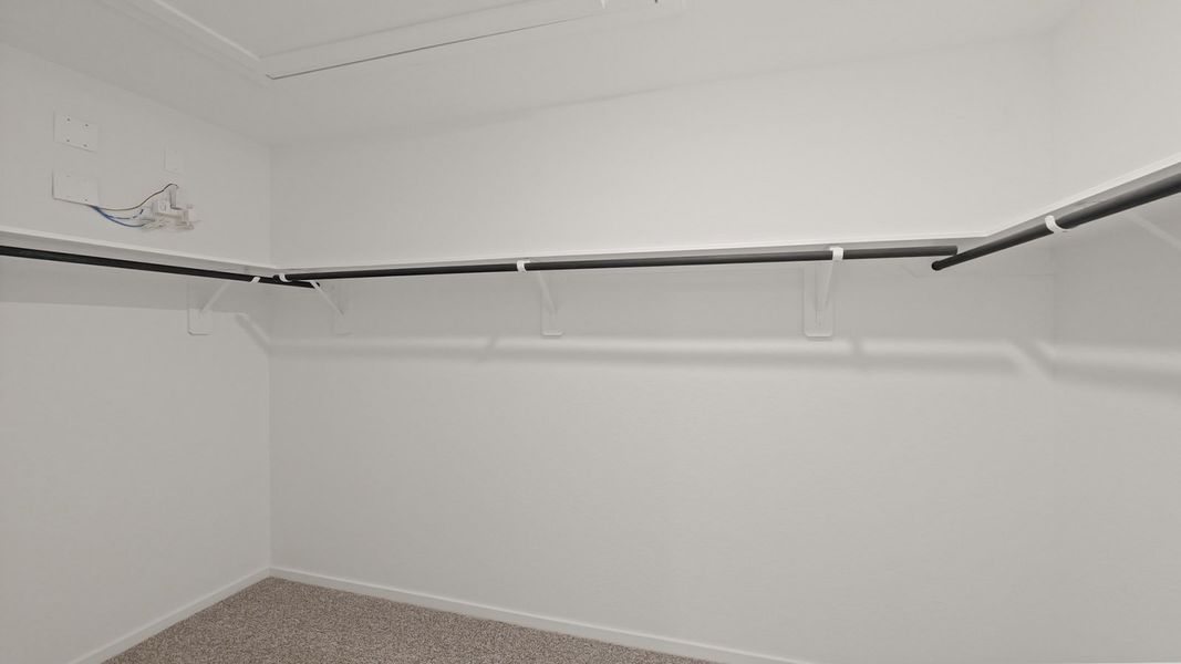 Spacious, unfurnished interior of a new home in Silverthorne, Conroe (Image 22).