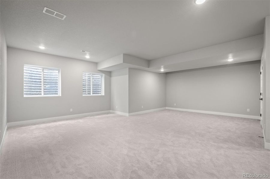 Spacious, unfurnished interior of a new home in Cloverleaf – Mountainview Collection, Monument (Image 30).