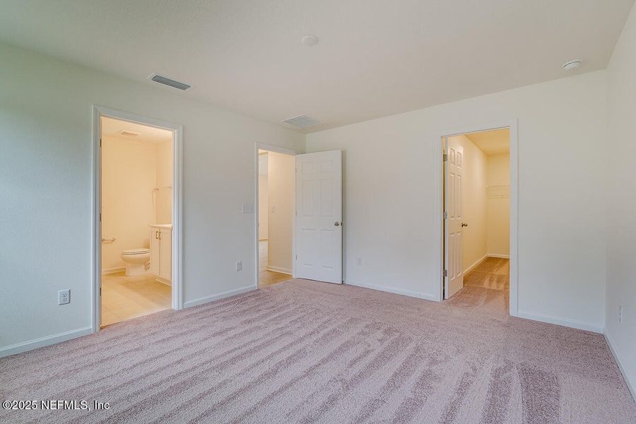Spacious, unfurnished interior of a new home in Stonecrest, St. Johns (Image 14).