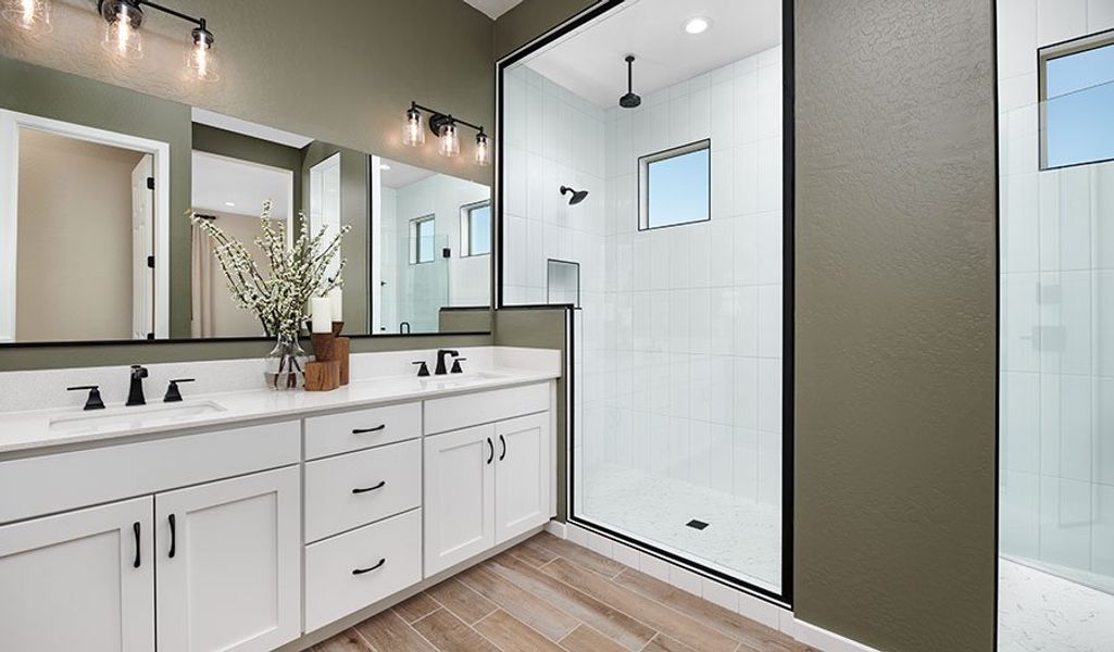 Darius-P786-EstatesatLaveenVistas Bathroom