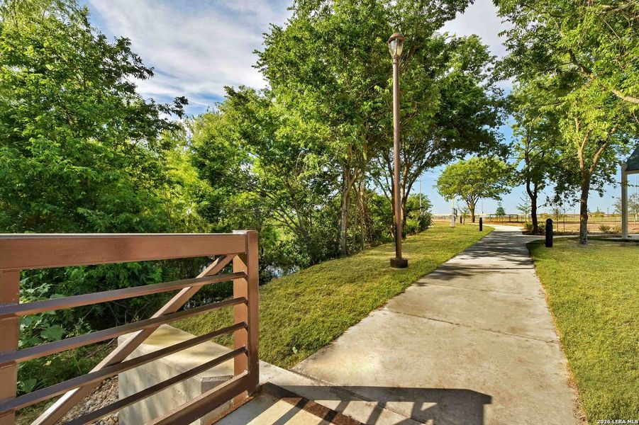 Natural landscape and outdoor views near Luckey Ranch in San Antonio (Image 31).