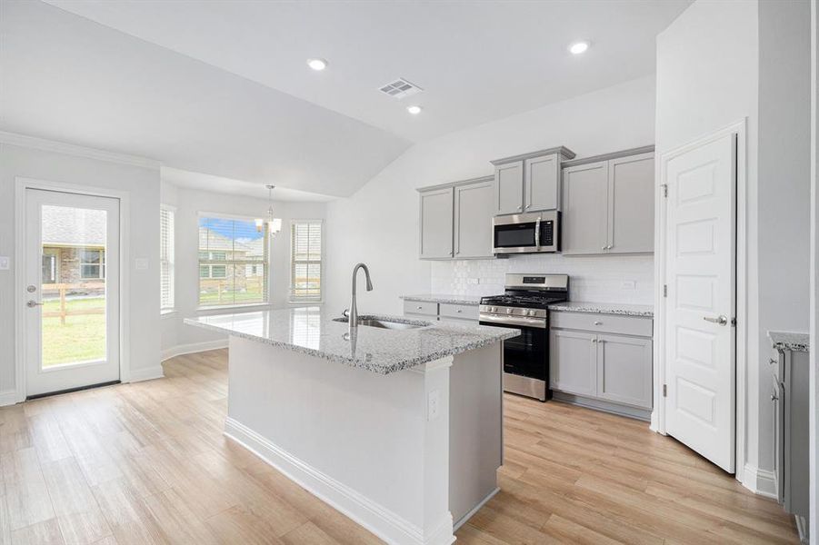 Kitchen and Breakfast Area