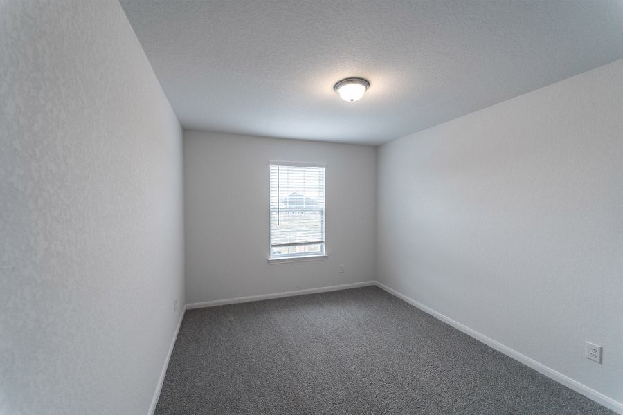Spacious, unfurnished interior of a new home in Hannah Heights, Seguin (Image 18).
