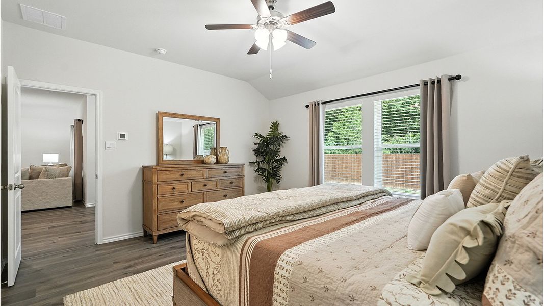 Representative furnished interior of a home built from the Huntsville by D.R. Horton in The Reserve at Timber Creek, Lindale (Image 32).