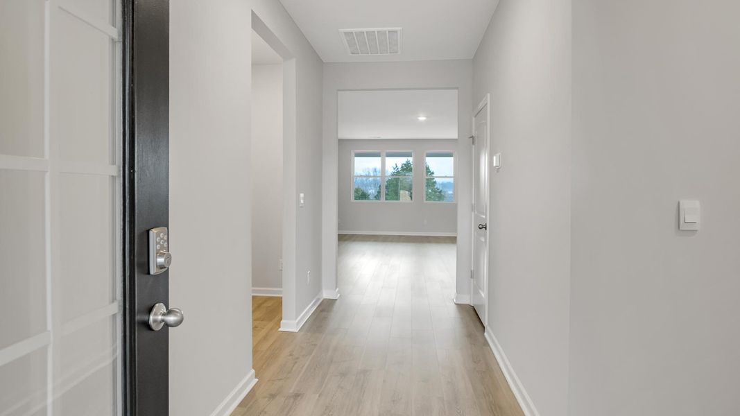 Spacious, unfurnished interior of a new home in Timberwalk, Cookeville (Image 13). Spacious, unfurnished interior of a new home in Timberwalk, Cookeville (Image 13).