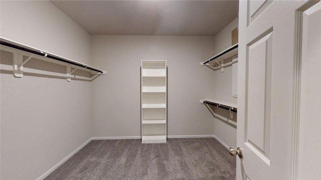 Spacious, unfurnished interior of a new home in River Ranch, Dayton (Image 17).