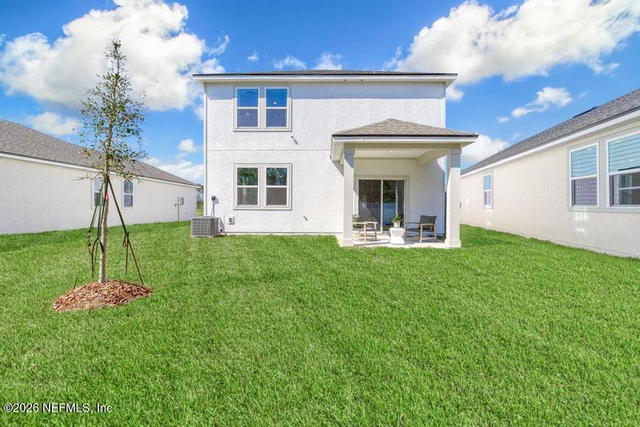 Exterior details and patio area of a home in , Jacksonville (Image 26).