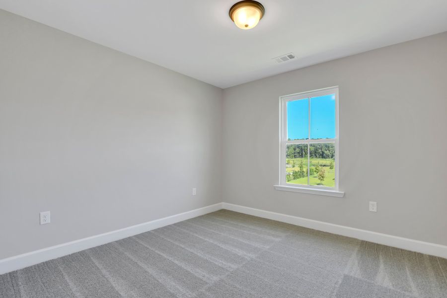 Representative unfurnished interior of a home built from the Sherwood by Ernest Homes in Wexford, Richmond Hill (Image 35).
