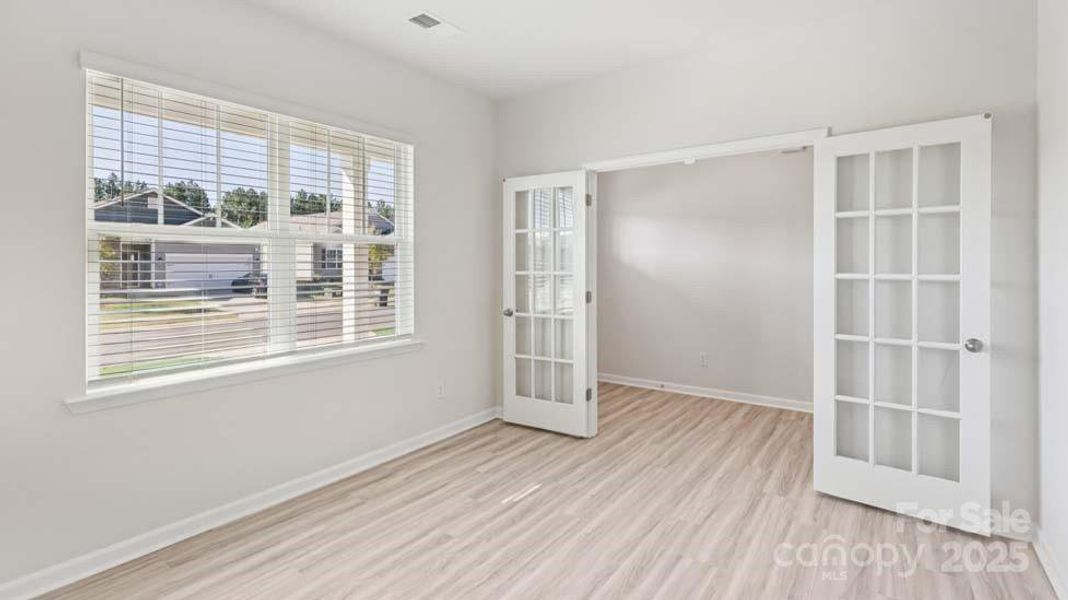 Spacious, unfurnished interior of a new home in Wallace Springs, Statesville (Image 26).