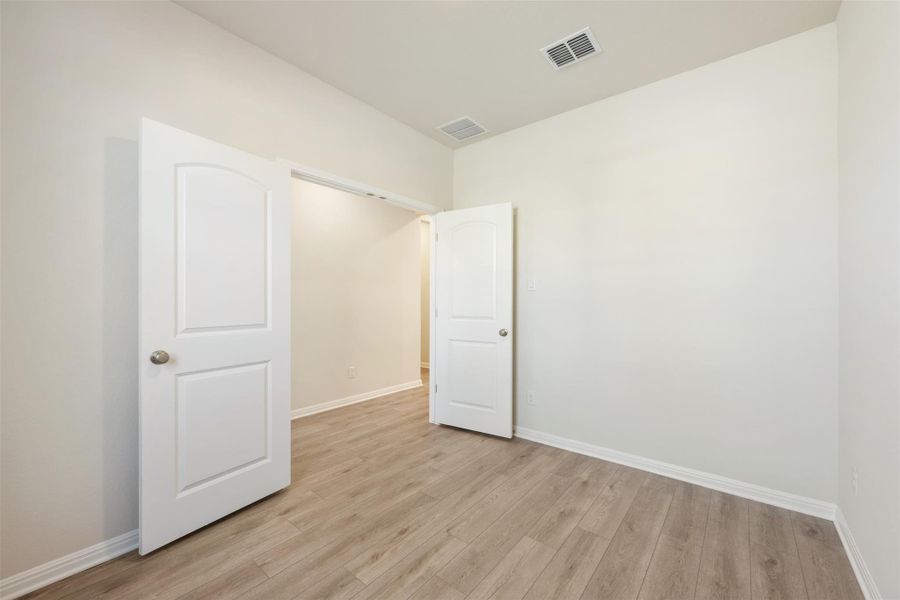 Spacious, unfurnished interior of a new home in Patterson Ranch, Georgetown (Image 20). Spacious, unfurnished interior of a new home in Patterson Ranch, Georgetown (Image 20).