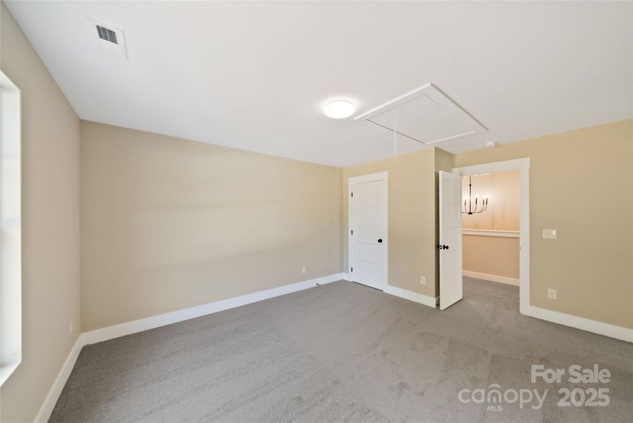 Spacious, unfurnished interior of a new home in , Monroe (Image 27).