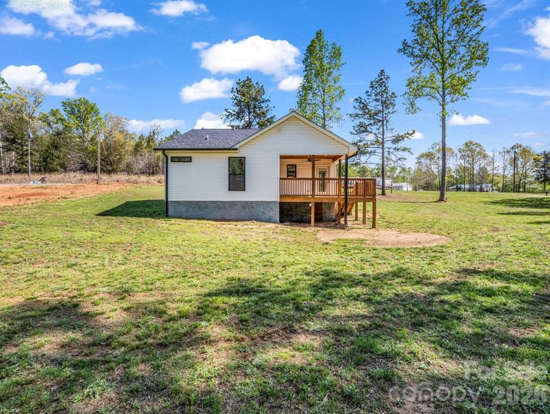 Exterior details and patio area of a home in , Bostic (Image 23).