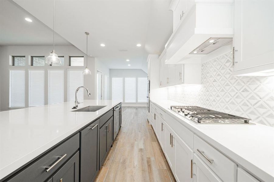 Furnished interior view inside a new home in Ventana 70', Fort Worth (Image 14).