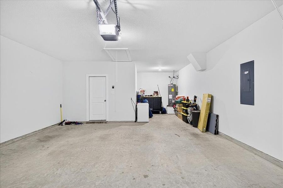 Oversized garage, lots of room for storage