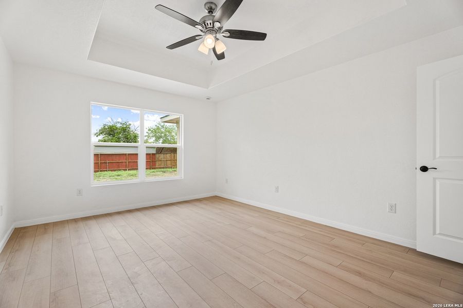 Spacious, unfurnished interior of a new home in , San Antonio (Image 12).
