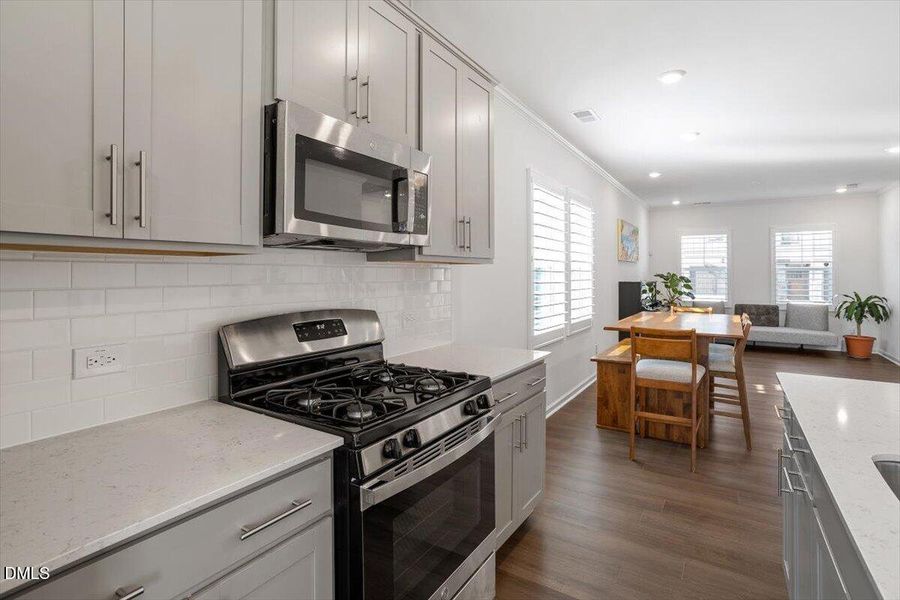 20-689 Mirkwood Ave [2903610]_20