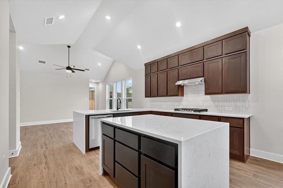 Furnished interior view inside a new home in Heritage Ranch, Sherman (Image 6).