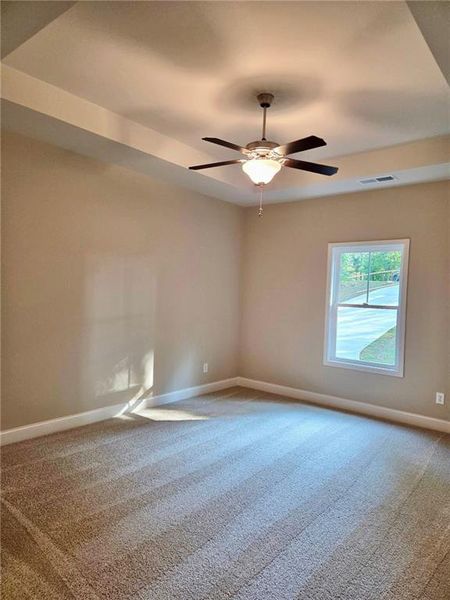 Spacious, unfurnished interior of a new home in , Waleska (Image 10).