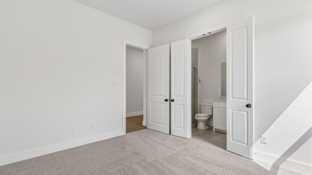 Spacious, unfurnished interior of a new home in Painted Tree 50' Series, McKinney (Image 21).