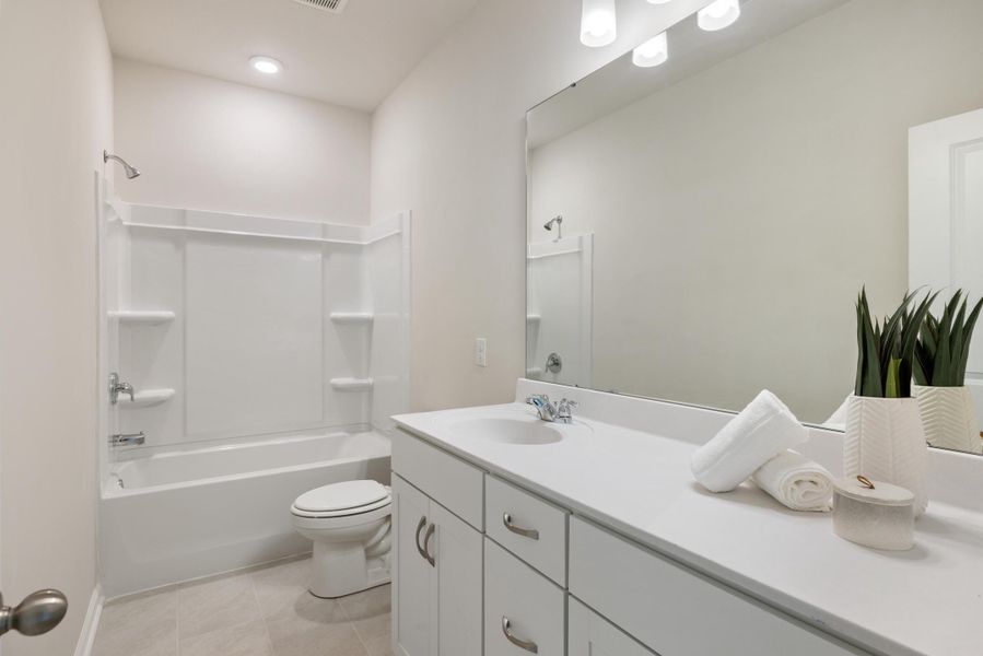 Furnished interior view inside a new home in The Oaks, Goose Creek (Image 10).