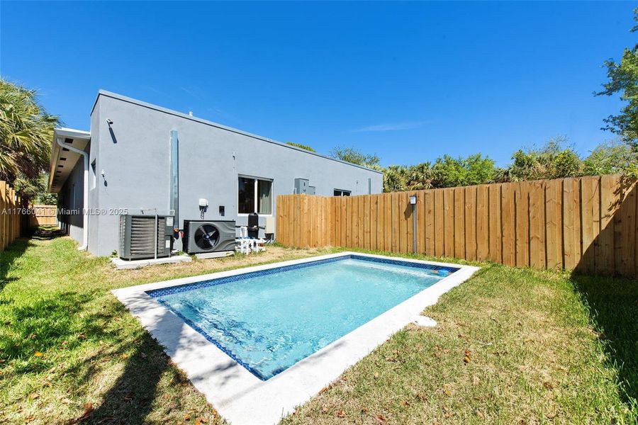 Front exterior of a new home in , Fort Lauderdale, FL, highlighting curb appeal (Image 19).