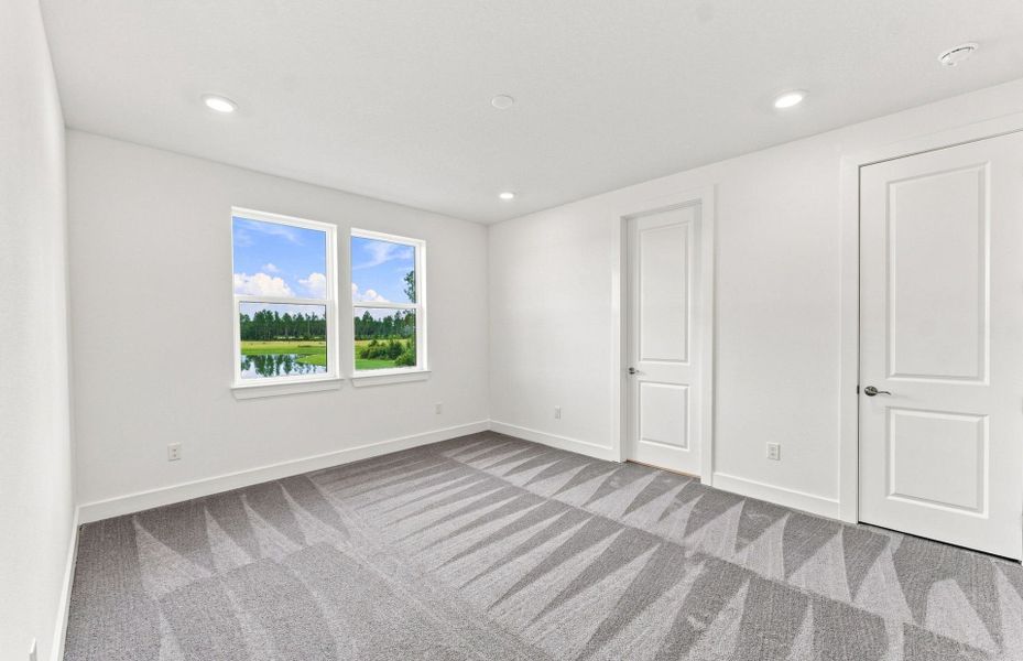 Spacious, unfurnished interior of a new home in Two Rivers, Zephyrhills (Image 19).