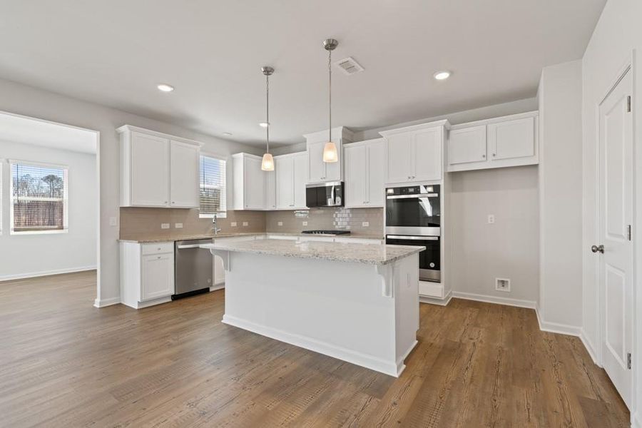 Furnished interior view inside a new home in Oakhurst Manor, McDonough (Image 5). Furnished interior view inside a new home in Oakhurst Manor, McDonough (Image 5).