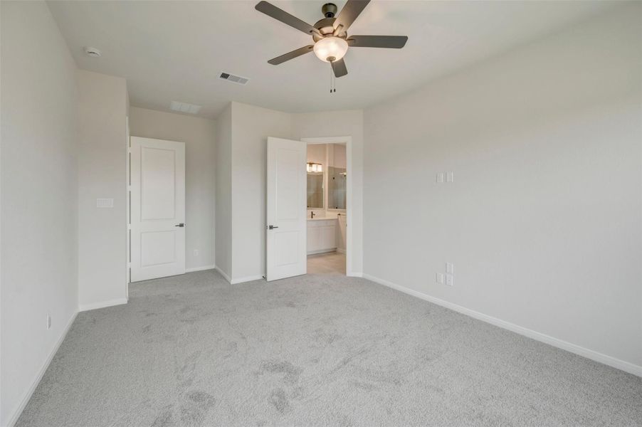 Spacious, unfurnished interior of a new home in Escondido - Retreat Collection, Magnolia (Image 14). Spacious, unfurnished interior of a new home in Escondido - Retreat Collection, Magnolia (Image 14).