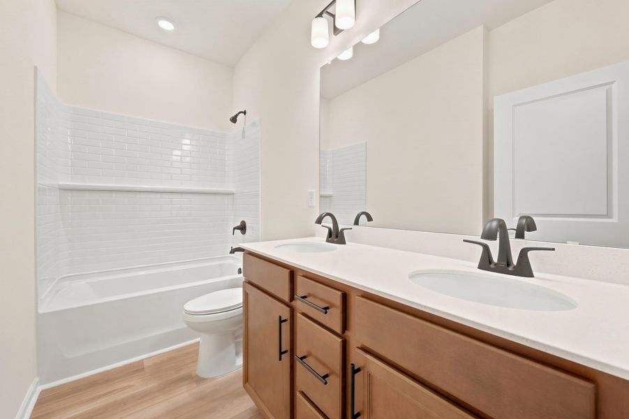 Image 38 of a home in Oak Grove.