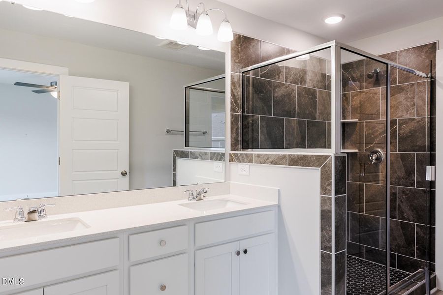 VNF-Lot 41-Aurora (1)