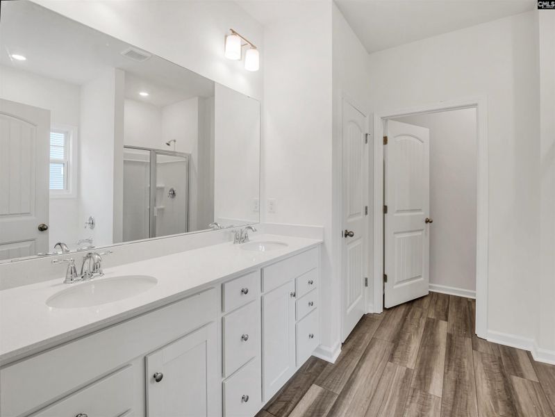 Furnished interior view inside a new home in Raglins Creek, Lugoff (Image 11). Furnished interior view inside a new home in Raglins Creek, Lugoff (Image 11).