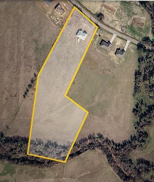 Approximate lot lines Approximate lot lines