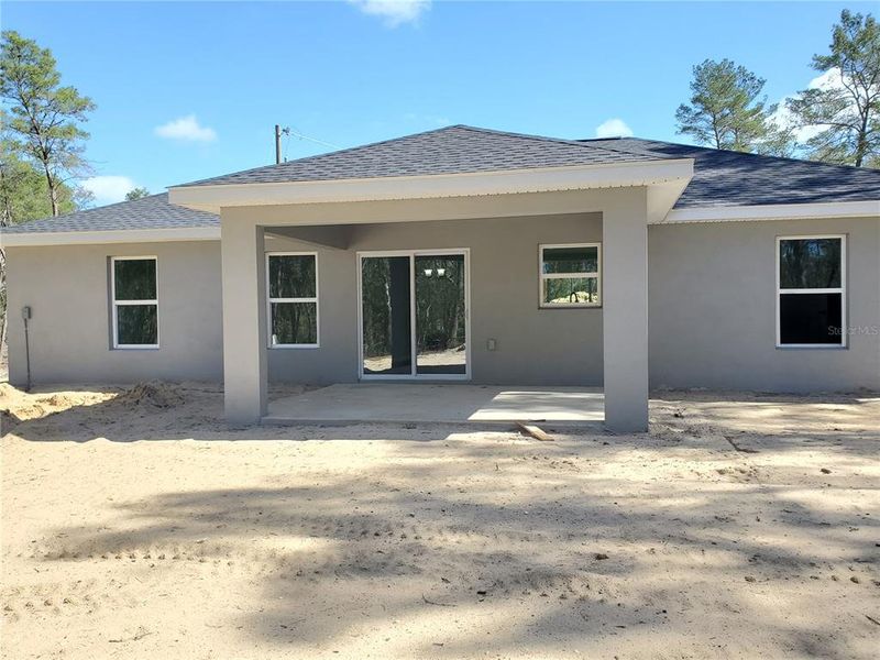 Exterior details and patio area of a home in , Ocala (Image 3).