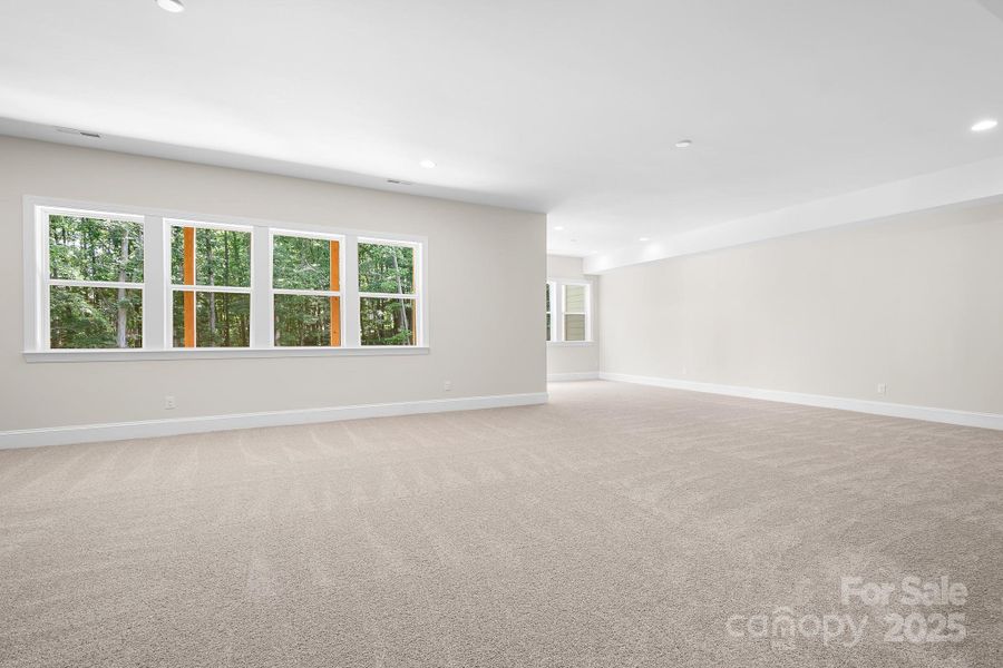 Spacious, unfurnished interior of a new home in Harbor Watch, Statesville (Image 28).