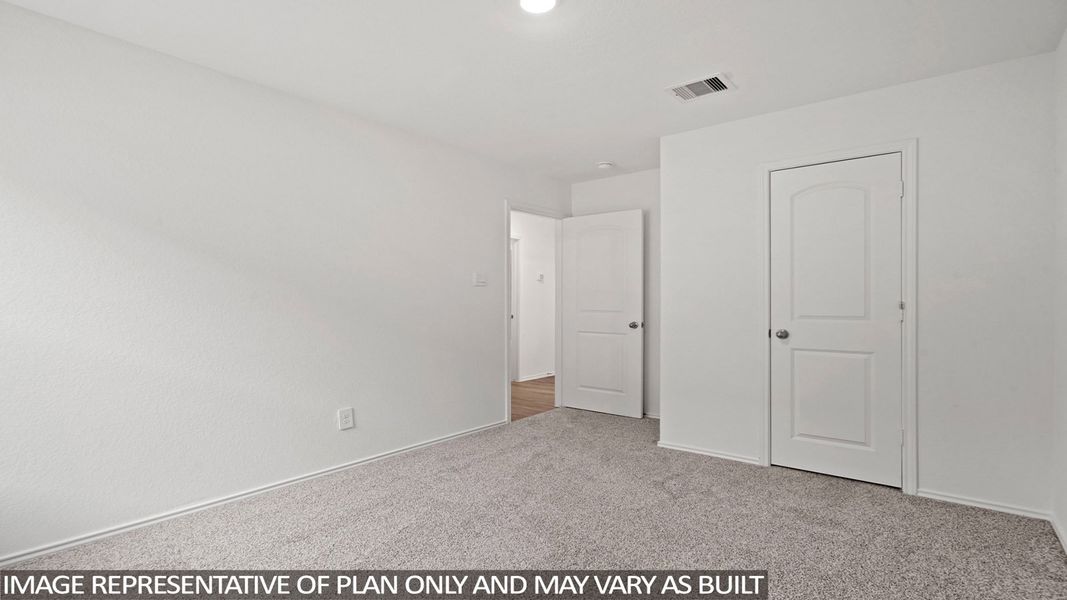 Spacious, unfurnished interior of a new home in Sunterra, Katy (Image 20). Spacious, unfurnished interior of a new home in Sunterra, Katy (Image 20).