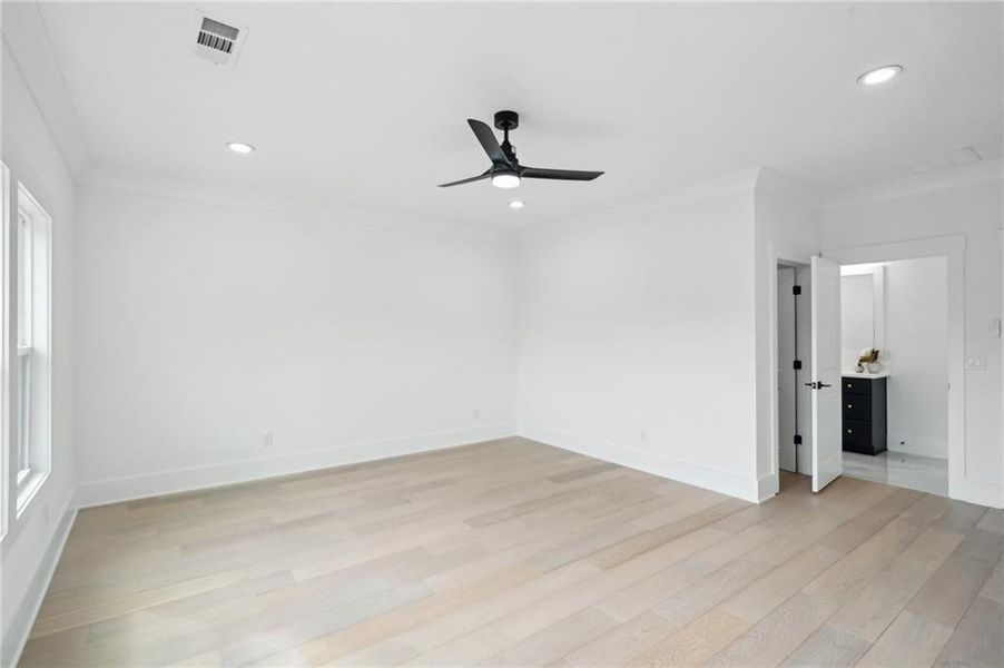 Spacious, unfurnished interior of a new home in , Braselton (Image 26). Spacious, unfurnished interior of a new home in , Braselton (Image 26).