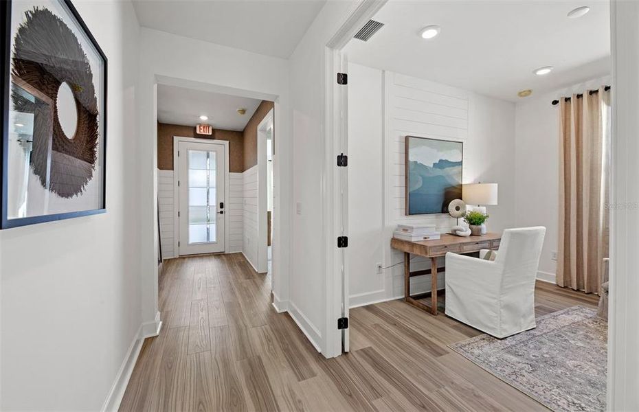 Furnished interior view inside a new home in , Venice (Image 11).