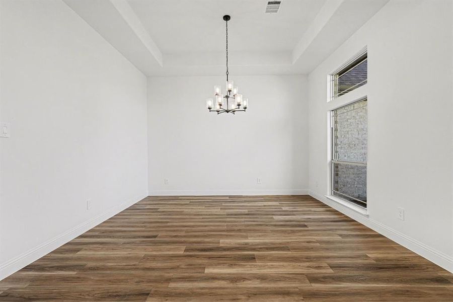 Spacious, unfurnished interior of a new home in Sagebrush Addition, Midlothian (Image 26).