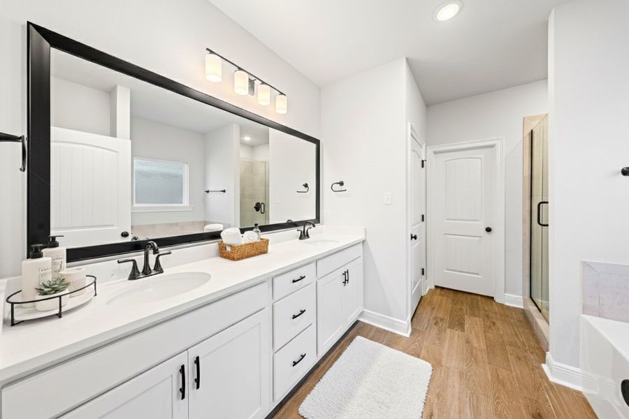 Front exterior of a new home in Eagle Pointe, Pensacola, FL, highlighting curb appeal (Image 17). Front exterior of a new home in Eagle Pointe, Pensacola, FL, highlighting curb appeal (Image 17).