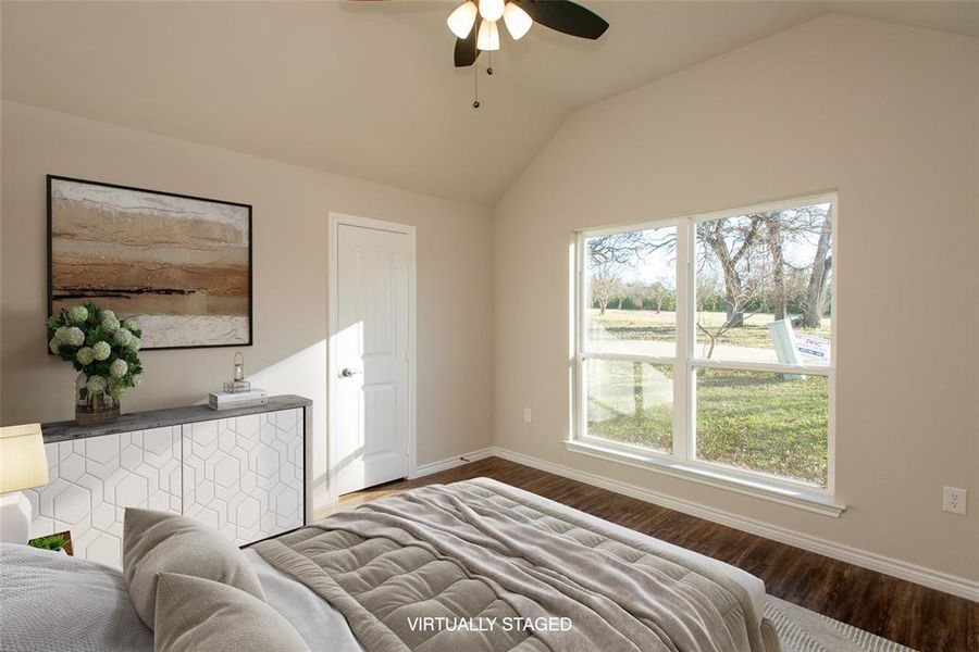Furnished interior view inside a new home in , Mabank (Image 15).