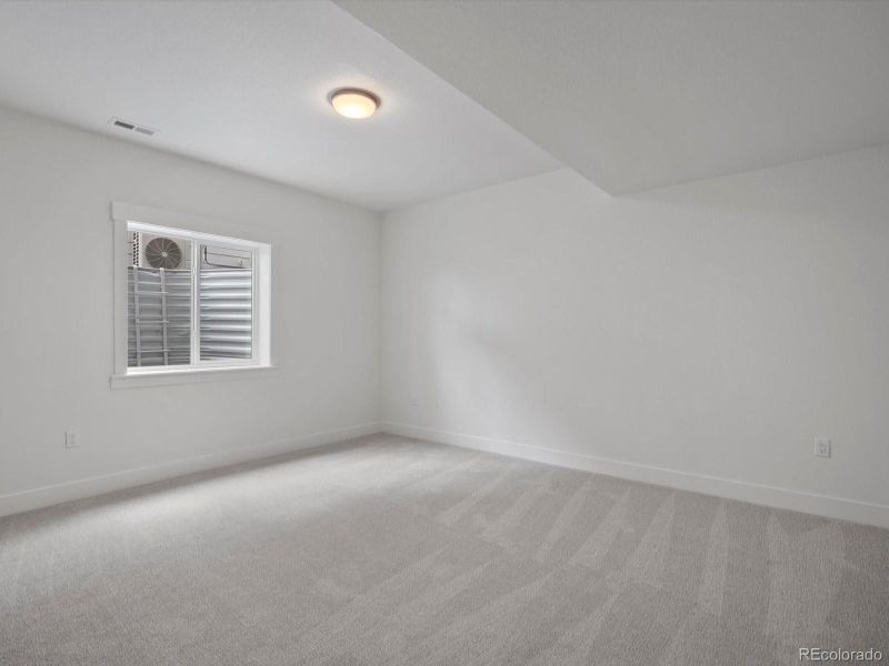 Spacious, unfurnished interior of a new home in Jackson Creek, Monument (Image 22).