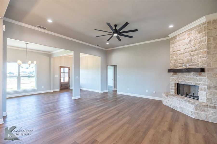 Spacious, unfurnished interior of a new home in , Abilene (Image 20).