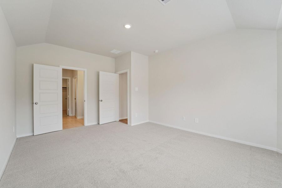 Photo is not of the actual home, but is an inspirational photo of builder’s model home and may depict options, furnishings, and/or decorator features that are not included Photo is not of the actual home, but is an inspirational photo of builder’s model home and may depict options, furnishings, and/or decorator features that are not included