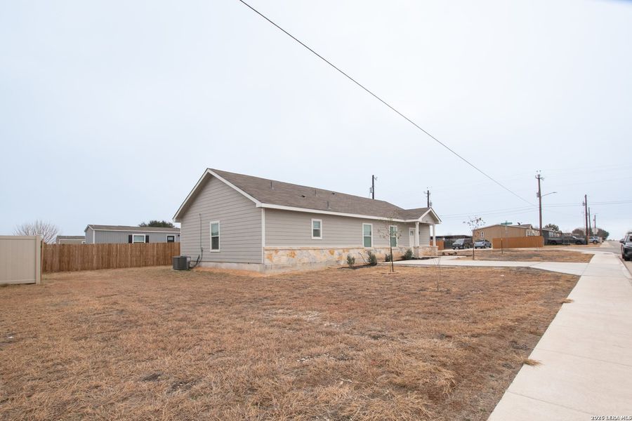 Exterior details and patio area of a home in , New Braunfels (Image 3).