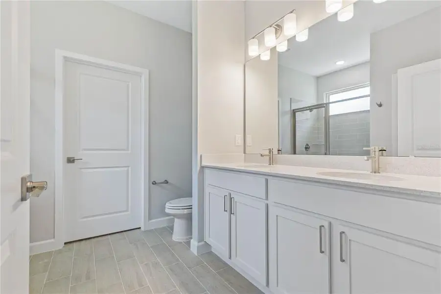 Furnished interior view inside a new home in , Cape Coral (Image 15).